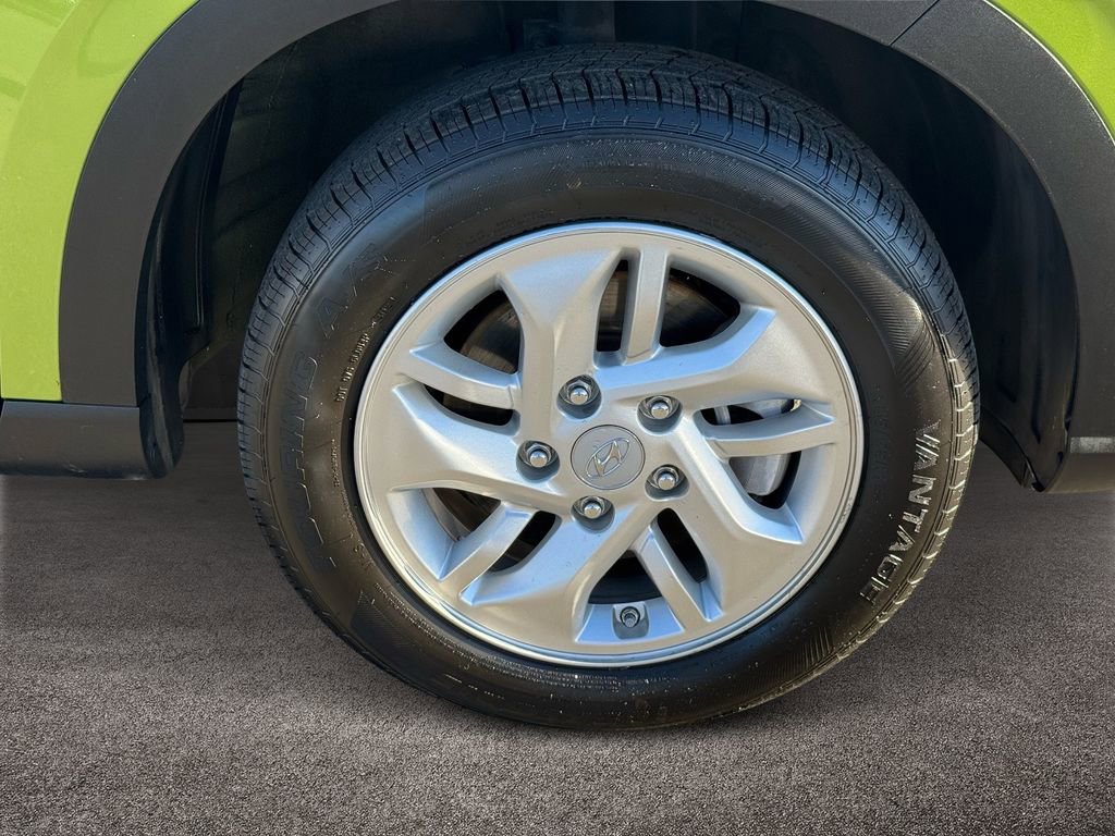 Used 2024 Hyundai Venue SE image 7