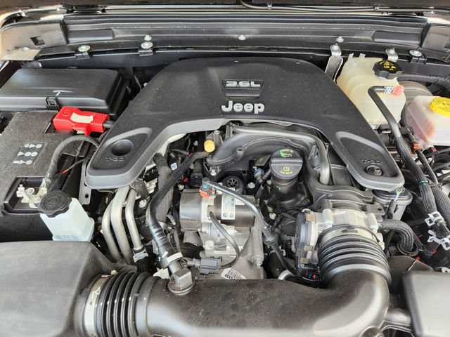 Used 2021 Jeep Wrangler Rubicon AWD/4WD image 21