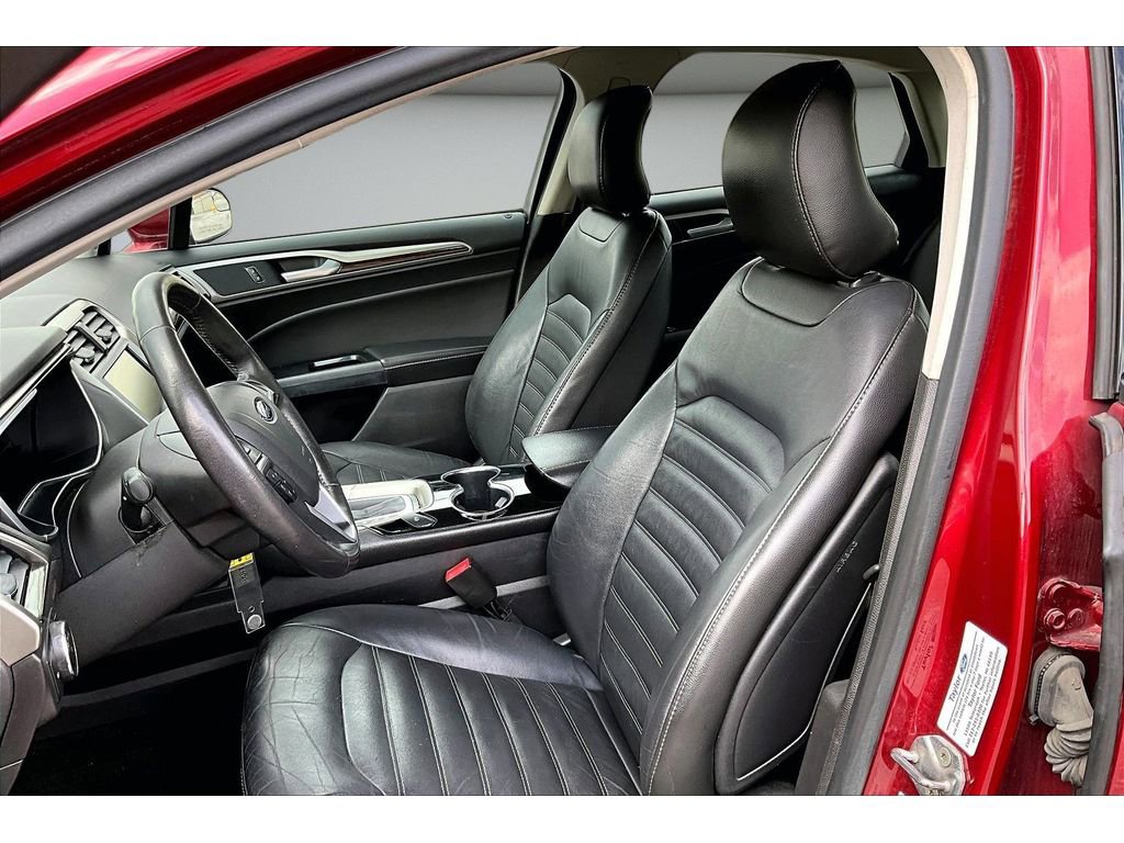 Used 2016 Ford Fusion SE w/ Equipment Group 202A FWD image 23