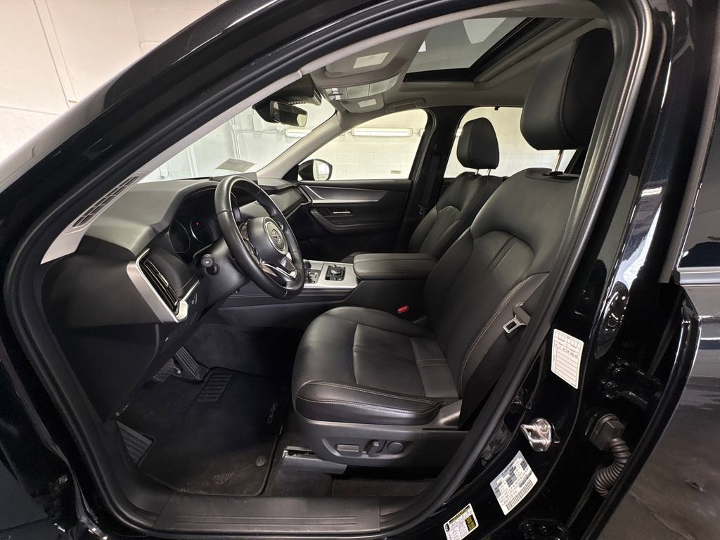 Used 2025 MAZDA CX-30 AWD 2.5 S w/ Preferred Package image 18