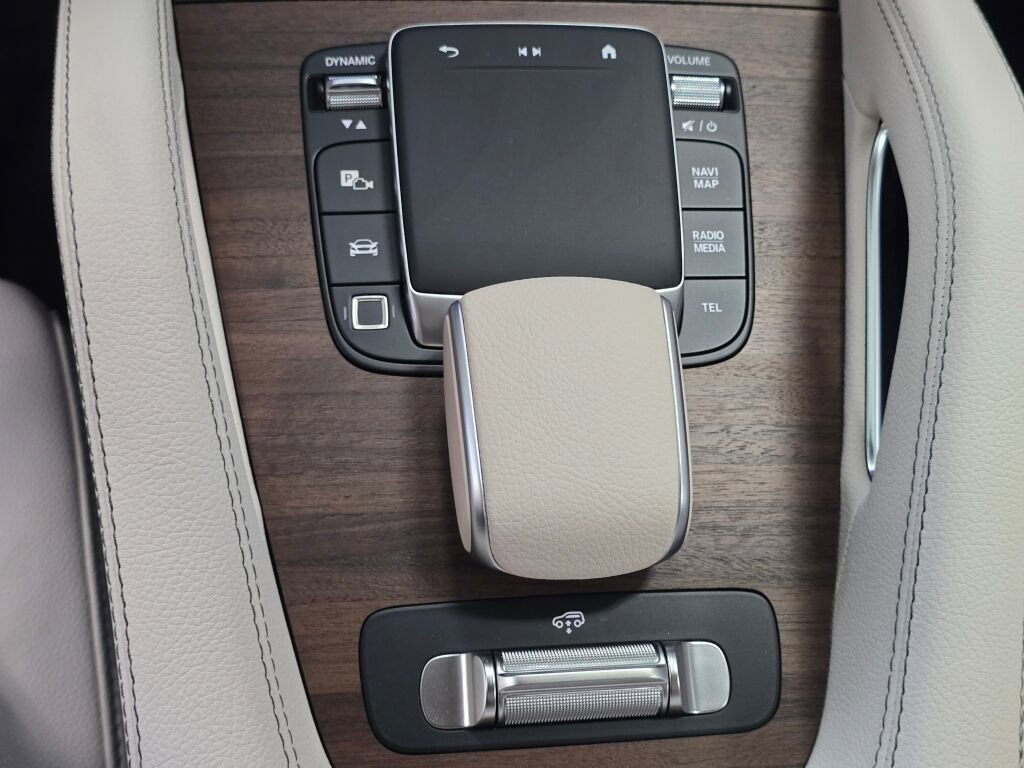 New 2026 Mercedes-Benz GLS 450 4MATIC image 16