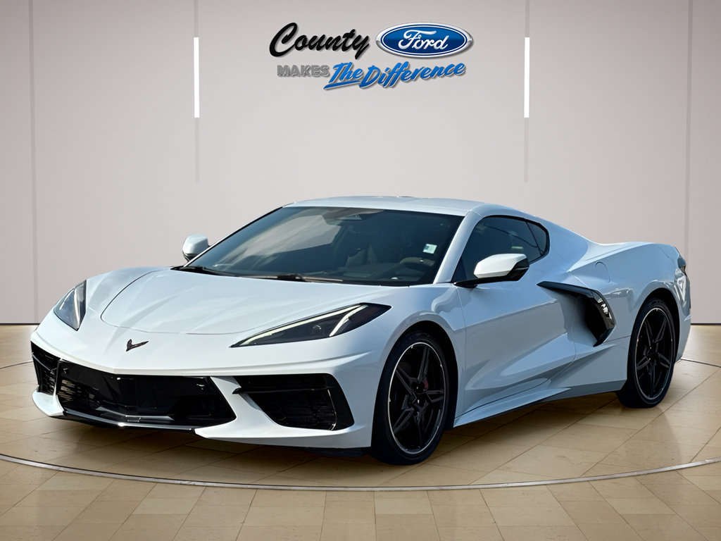 Used 2024 Chevrolet Corvette Stingray Preferred Cpe w/ Stealth Interior Trim Package RWD image 2