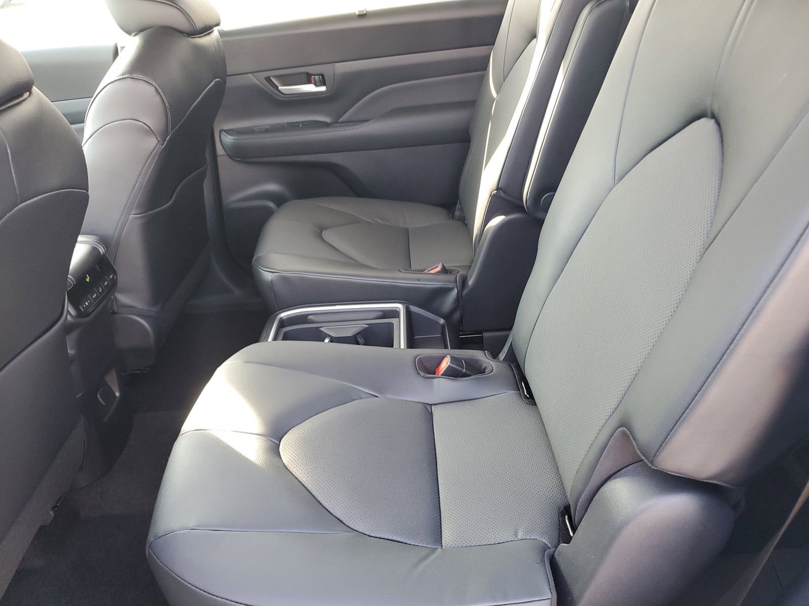 New 2026 Toyota Grand Highlander XLE image 14