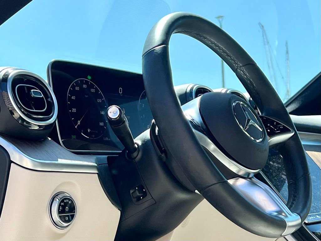 Certified 2023 Mercedes-Benz C 300 4MATIC Sedan image 5