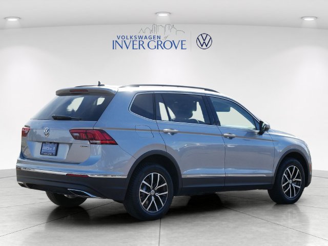 Used 2021 Volkswagen Tiguan SE w/ Panoramic Sunroof Package AWD/4WD image 7