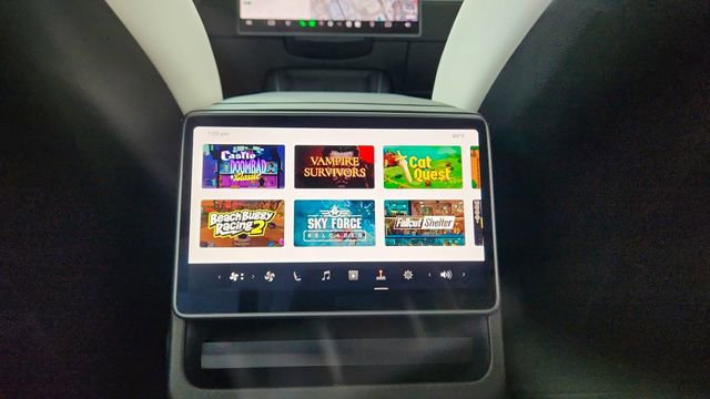 Used 2026 Tesla Model Y Performance AWD/4WD image 53