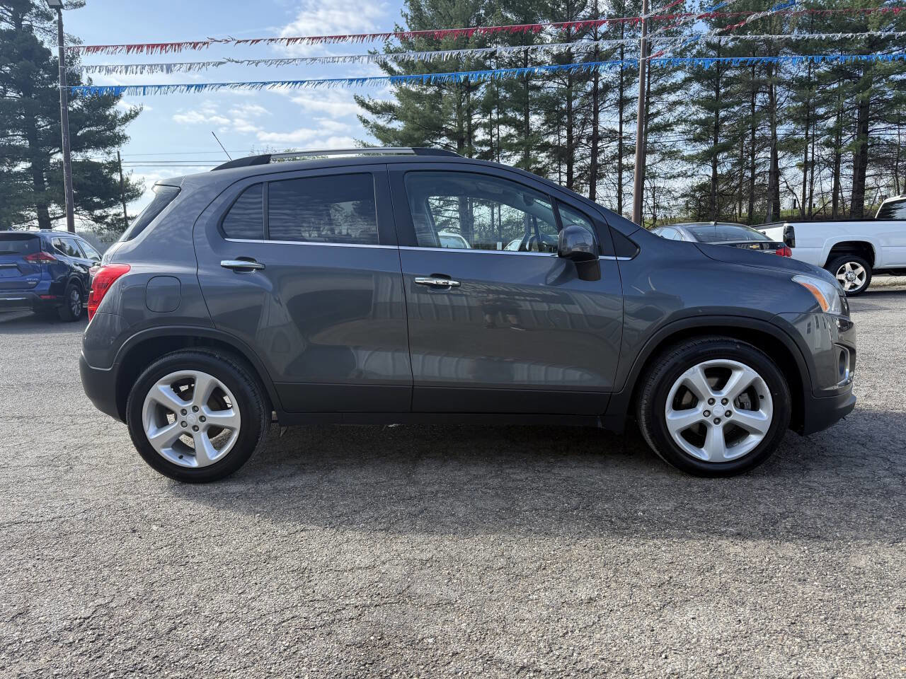 Used 2016 Chevrolet Trax LTZ FWD image 4
