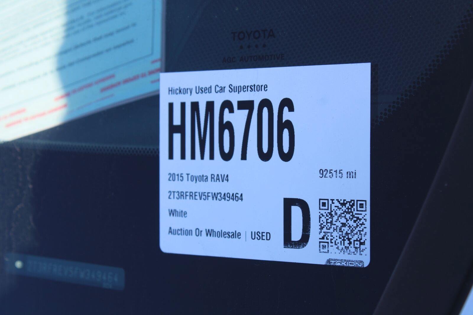 Used 2015 Toyota RAV4 XLE AWD/4WD image 10
