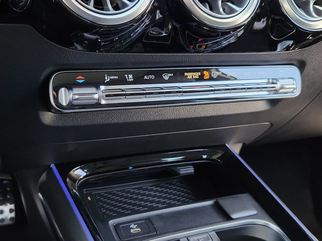 New 2026 Mercedes-Benz GLA 35 AMG 4MATIC image 18