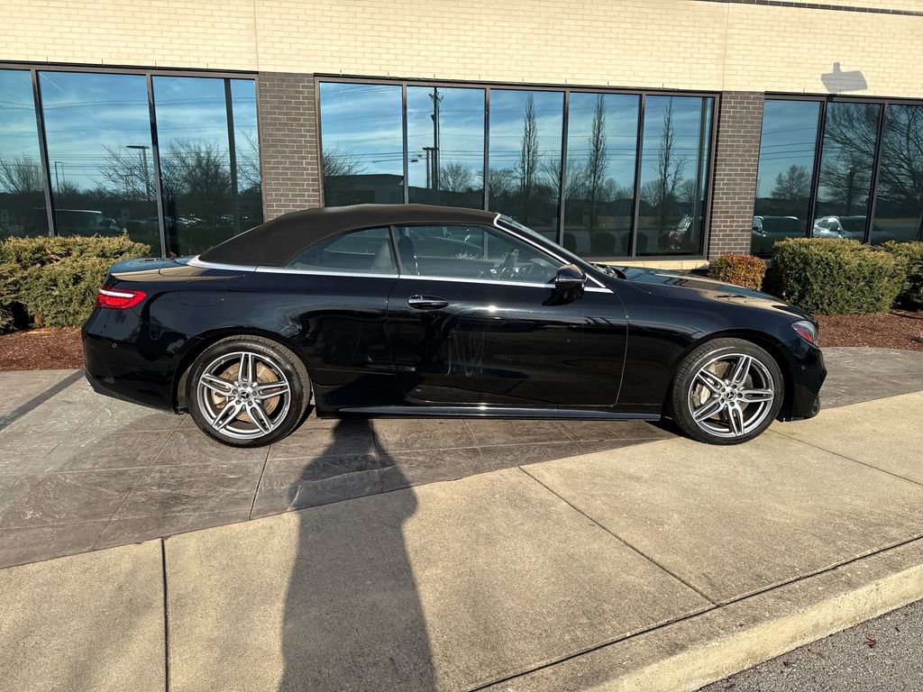 Used 2019 Mercedes-Benz E 450 4MATIC Cabriolet image 2