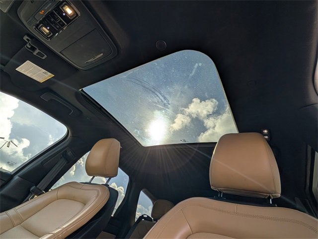 Used 2021 Lincoln Corsair Reserve image 18