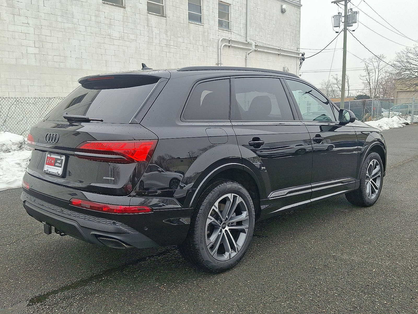 New 2026 Audi Q7 2.0T Premium image 11