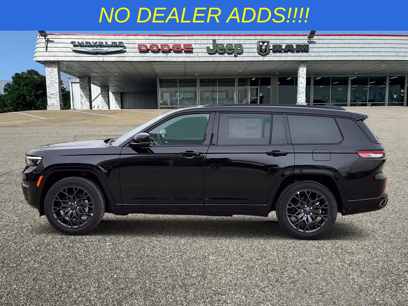 New 2025 Jeep Grand Cherokee L Summit w/ Obsidian Package image 3