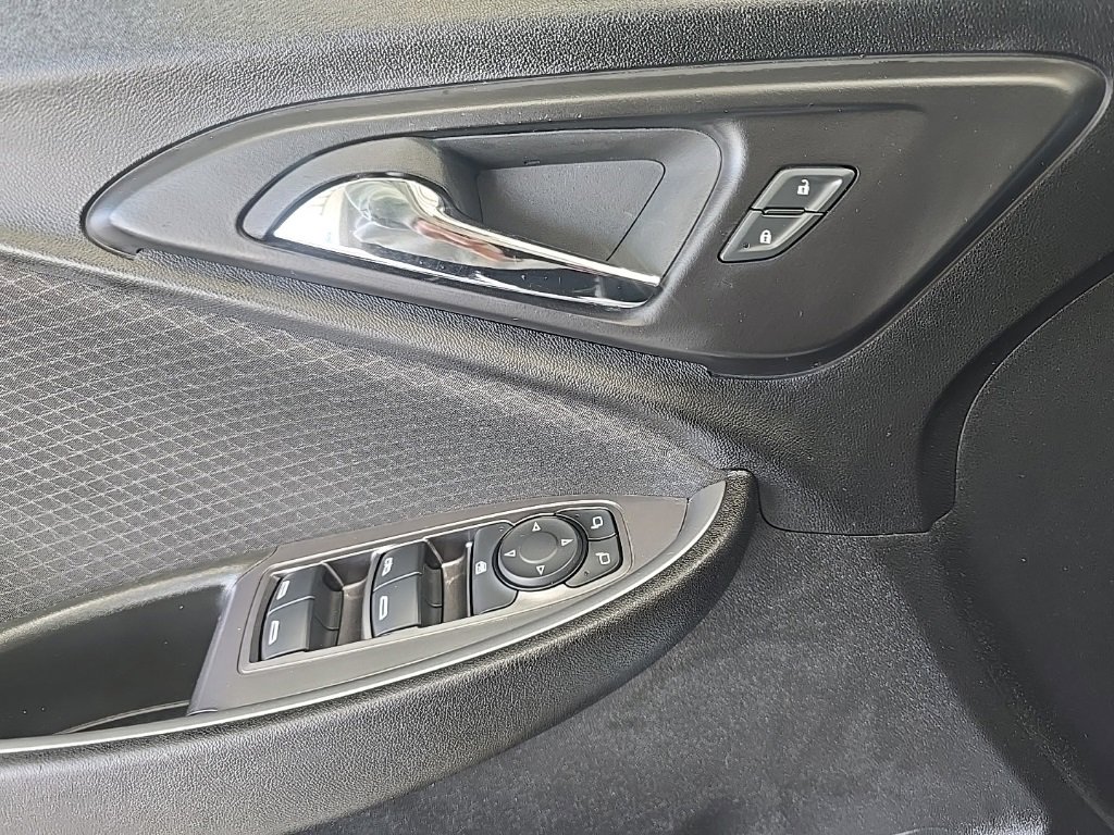 Used 2024 Chevrolet Malibu LT image 12