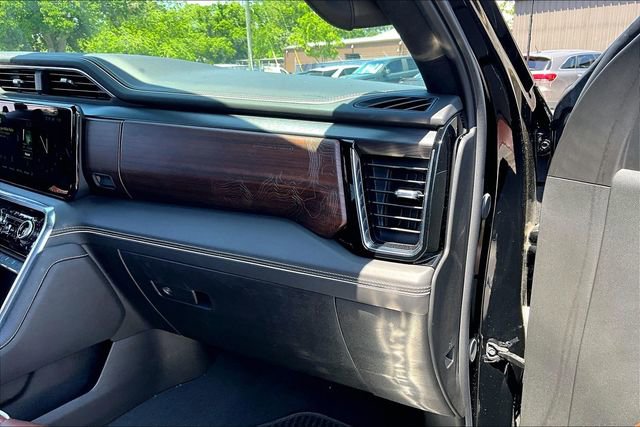 Used 2024 GMC Sierra 1500 Denali Ultimate AWD/4WD image 22