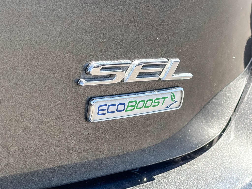 Used 2018 Ford Edge SEL w/ Equipment Group 201A FWD image 11