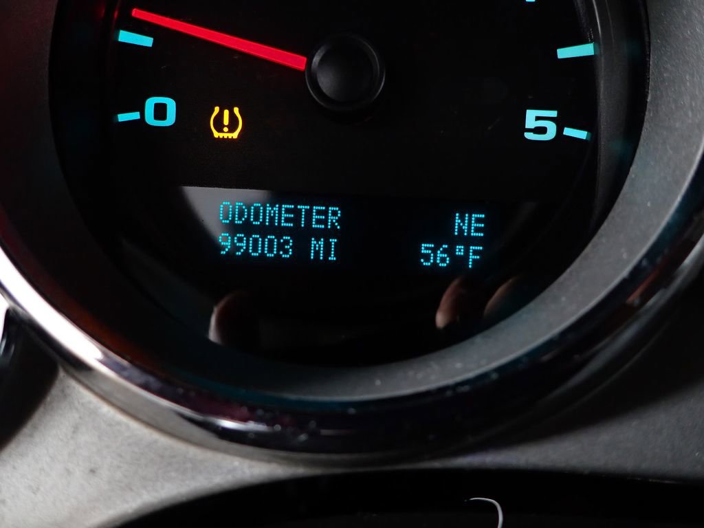 Used 2011 Chevrolet Silverado 2500 LT w/ Interior Plus Package image 25