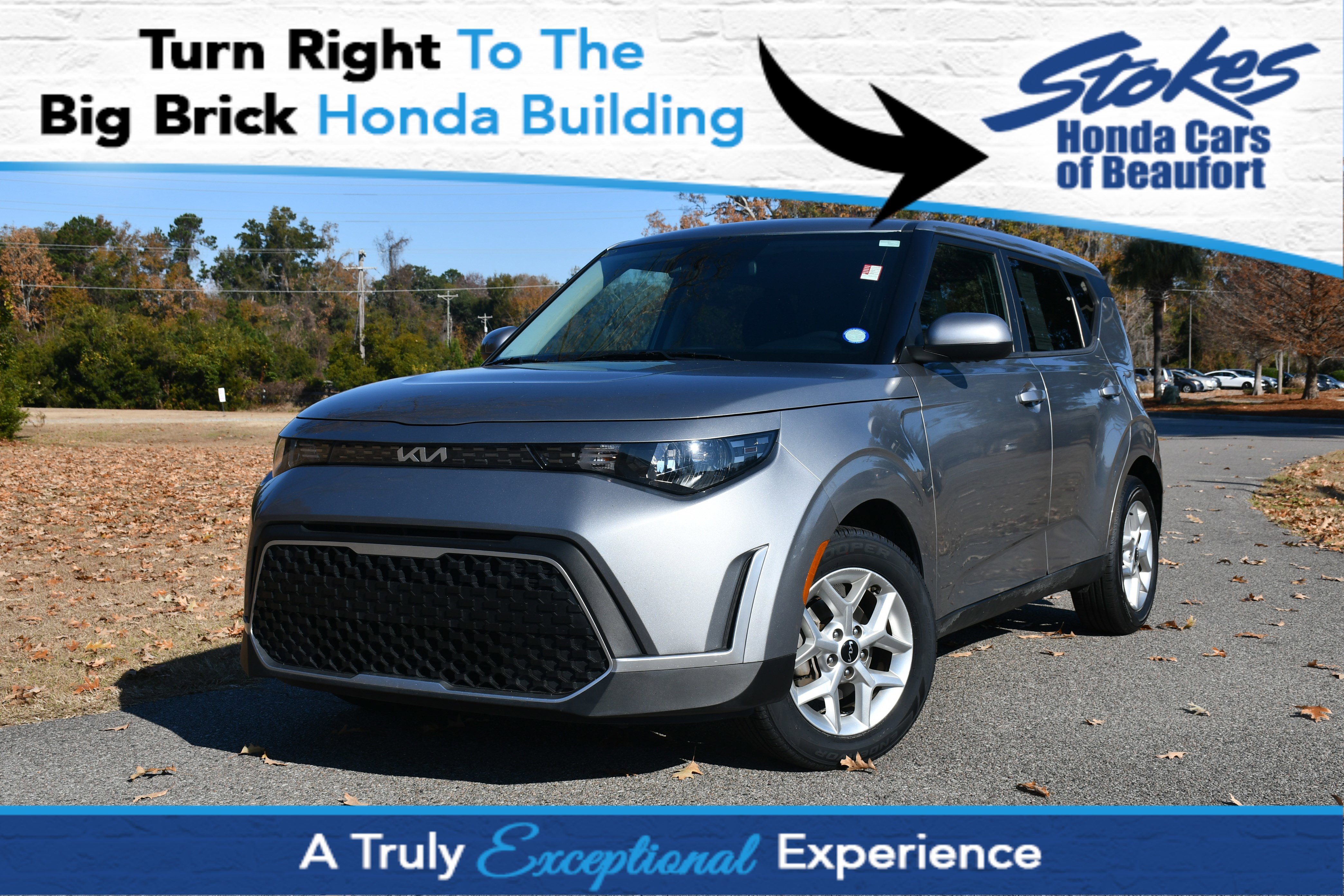 Used 2023 Kia Soul LX w/ Option Group 015 image 1