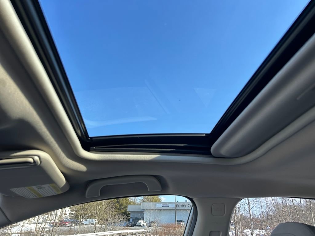 Used 2021 Subaru Crosstrek 2.0i Premium w/ Moonroof Package image 15