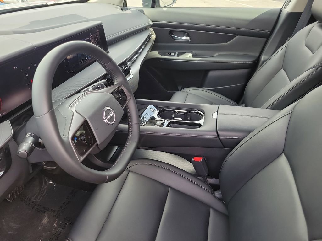 Used 2025 Nissan Murano SV AWD/4WD image 3