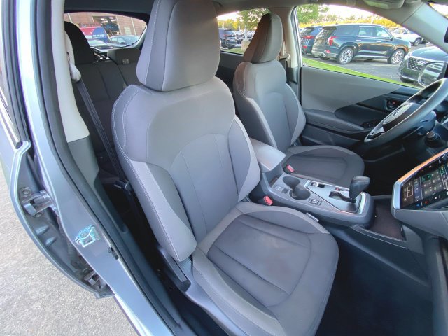 Used 2025 Subaru Crosstrek 2.5i Premium AWD/4WD image 27