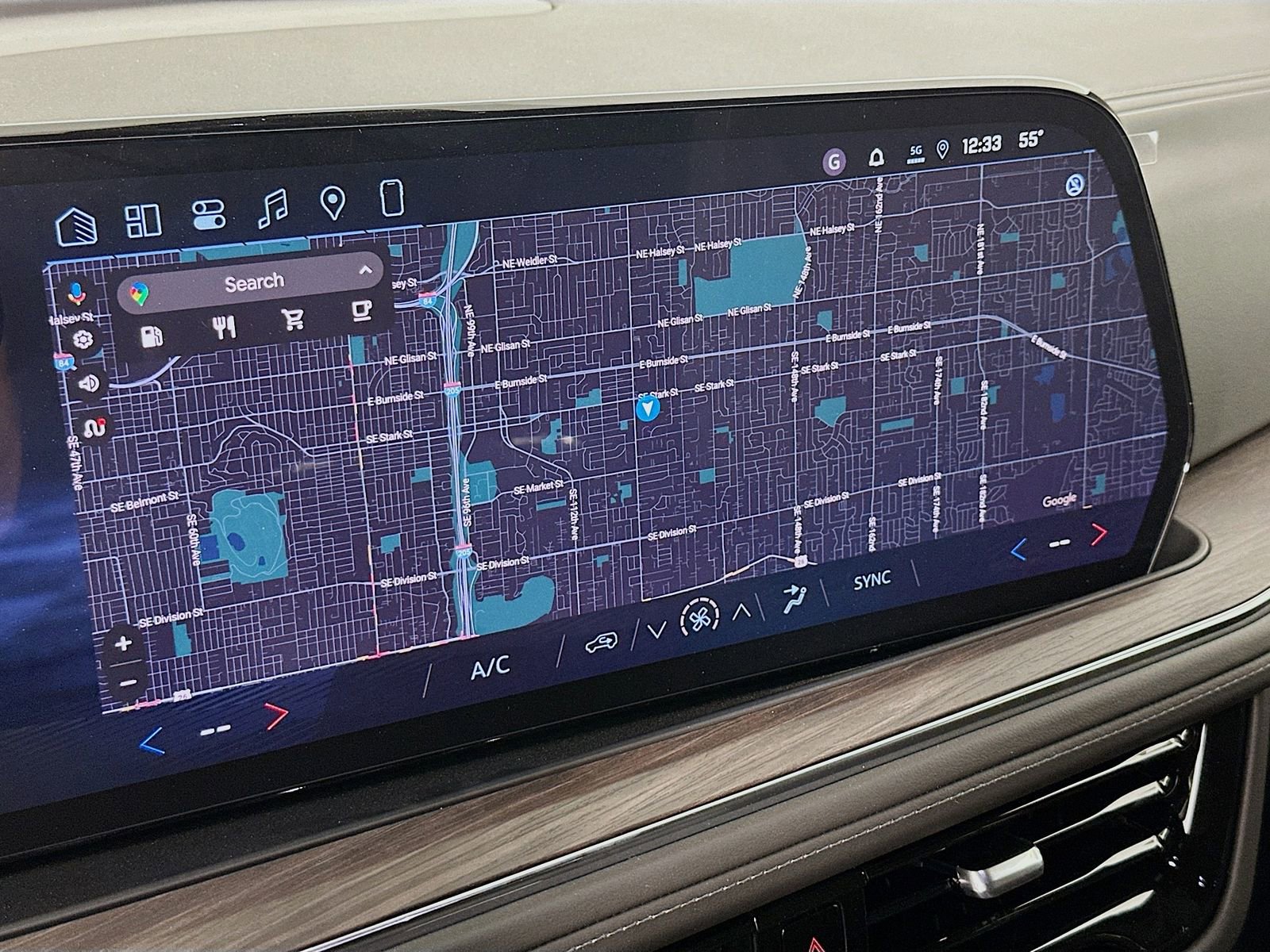 New 2026 Chevrolet Suburban LS image 13