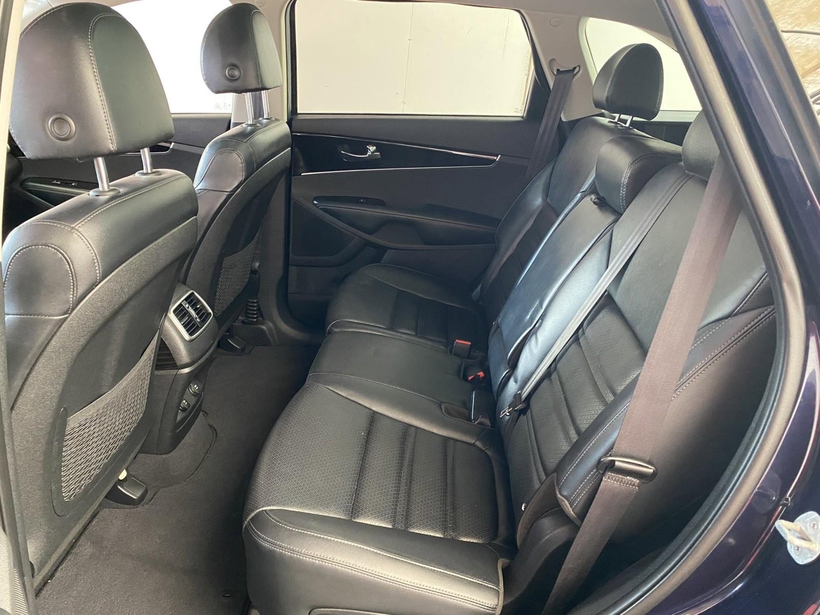 Used 2020 Kia Sorento EX image 21