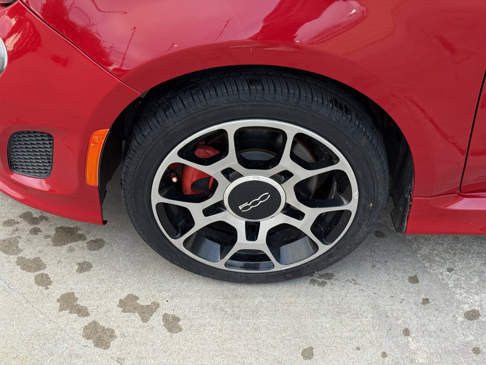 Used 2013 FIAT 500 Turbo w/ Beats Audio Pkg FWD image 14