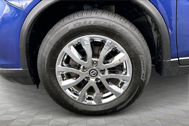 Used 2019 Nissan Rogue SV image 22
