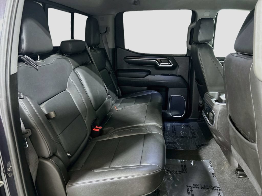 Used 2024 GMC Sierra 1500 SLT AWD/4WD image 26