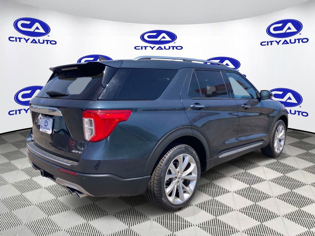 Used 2023 Ford Explorer Platinum w/ Technology Package AWD/4WD image 3