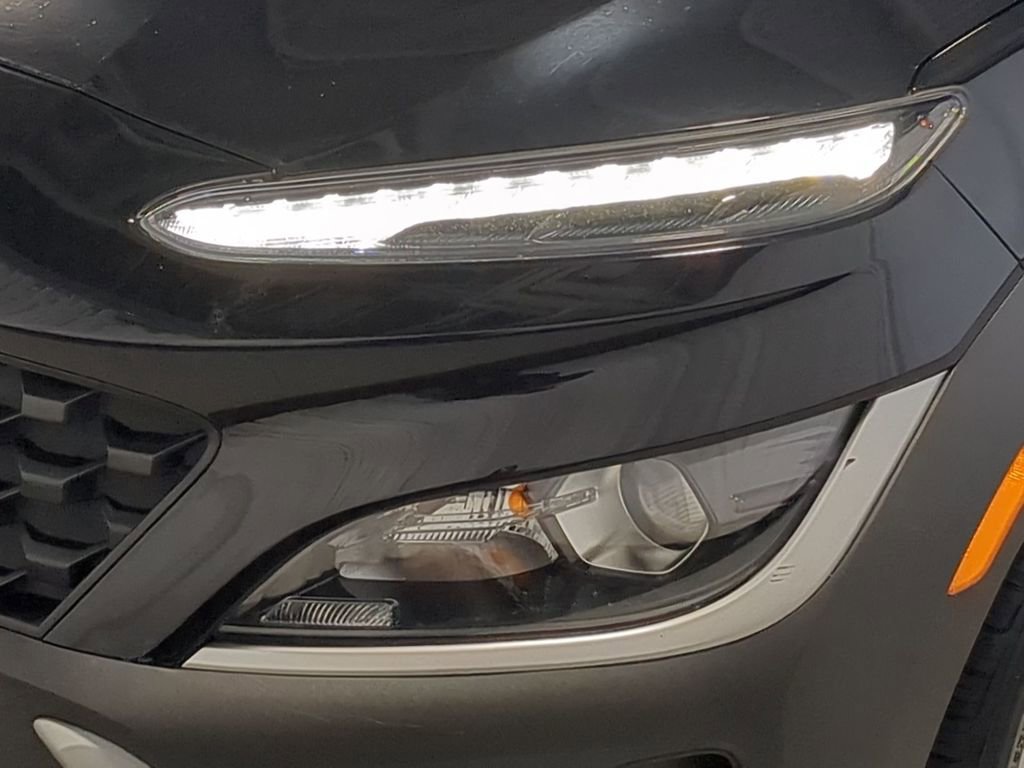Used 2023 Hyundai Kona SEL AWD/4WD image 13