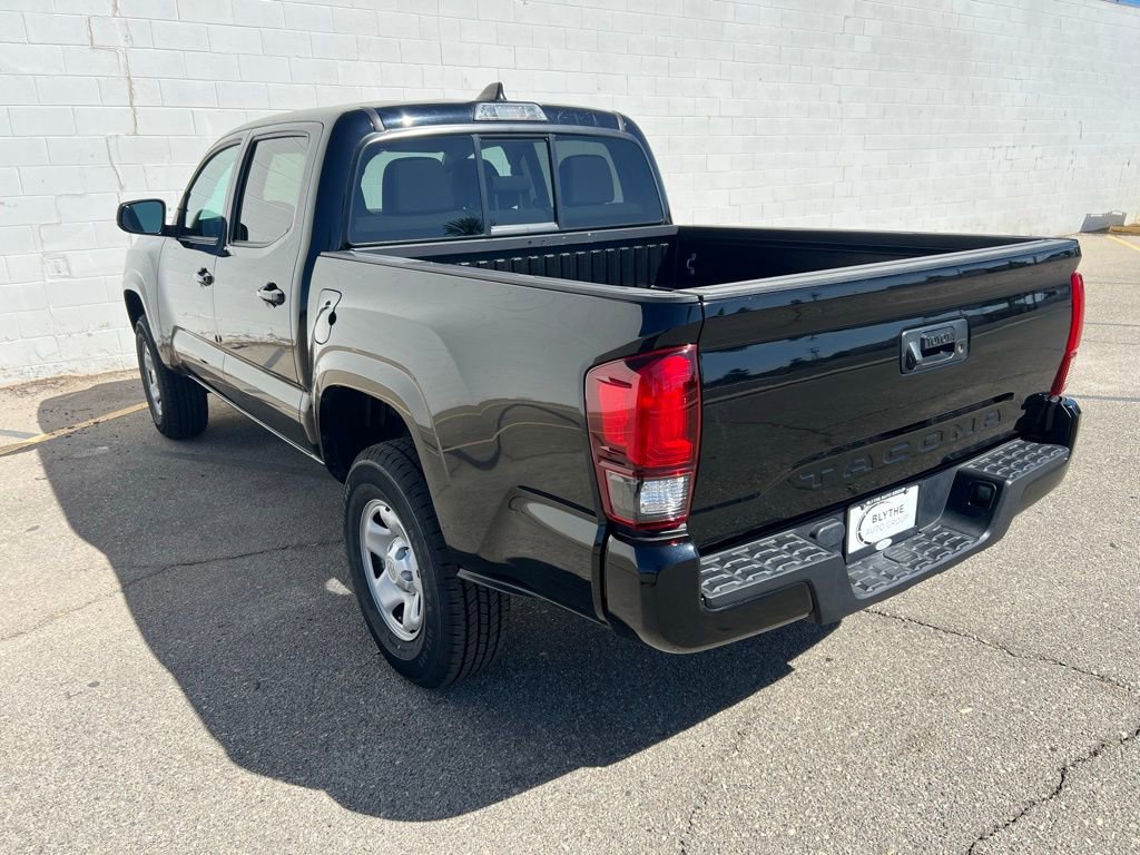 Used 2022 Toyota Tacoma SR w/ SR Convenience Package image 3