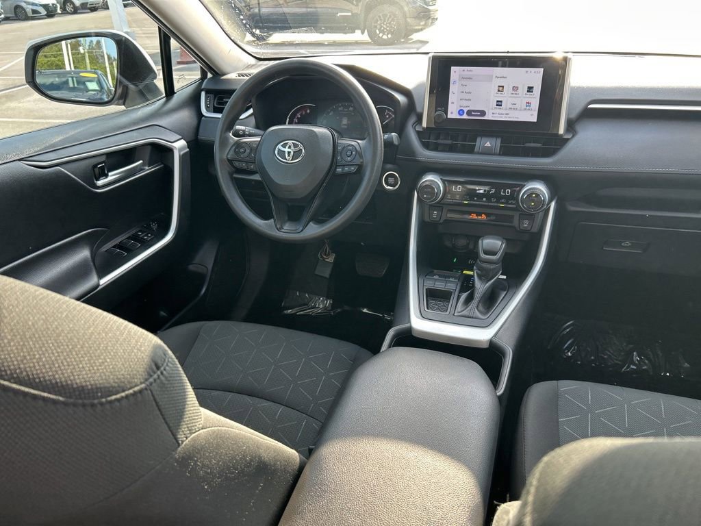 Used 2024 Toyota RAV4 XLE w/ Convenience Package FWD image 10
