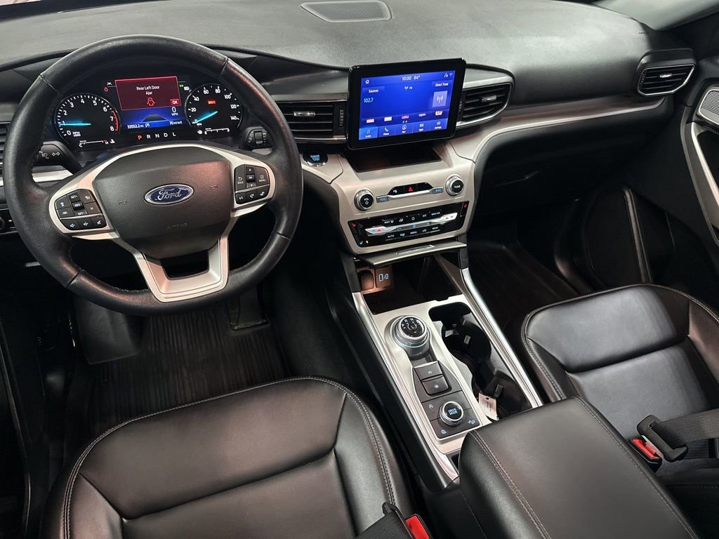 Used 2023 Ford Explorer XLT w/ Equipment Group 202A image 13