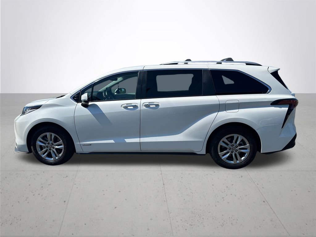 Used 2021 Toyota Sienna Limited AWD/4WD image 9
