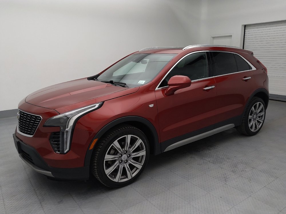 Used 2019 Cadillac XT4 Premium Luxury image 2