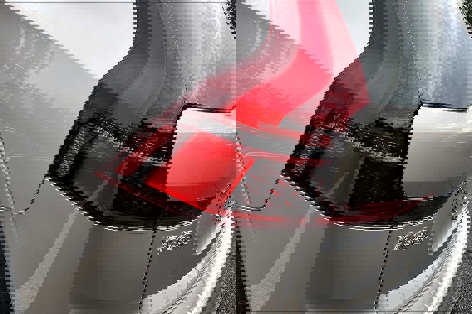 New 2026 Volvo XC60 B5 Core w/ Protection Package Premier image 5