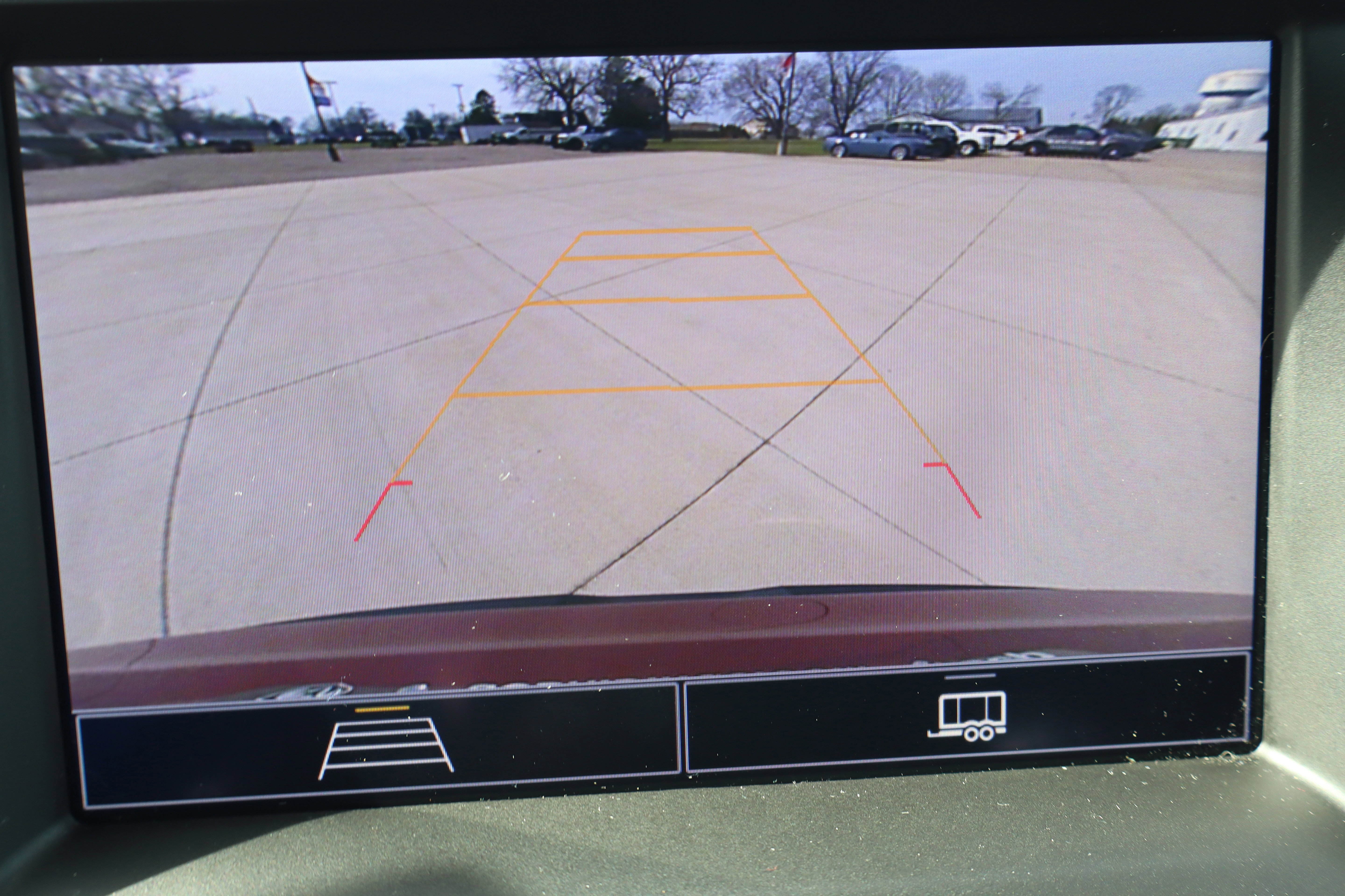 Used 2023 GMC Acadia SLE w/ Driver Convenience Package image 24