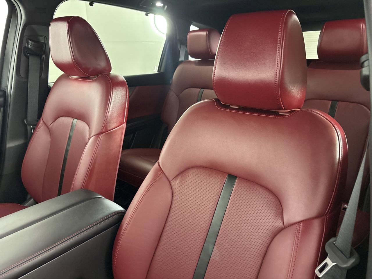 Used 2025 MAZDA CX-70 Plug-In Hybrid w/ Premium Plus image 11