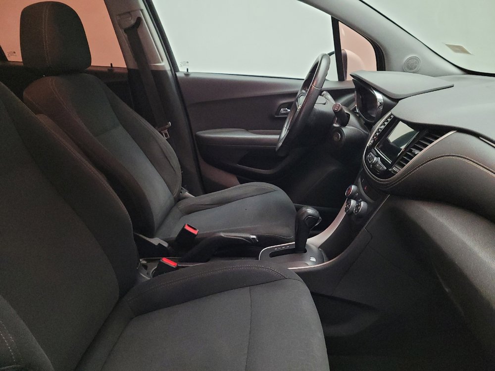 Used 2018 Chevrolet Trax LS FWD image 21