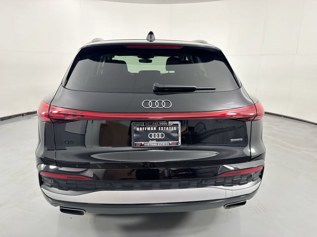 Used 2025 Audi Q5 Premium Plus w/ Premium Plus AWD/4WD image 6