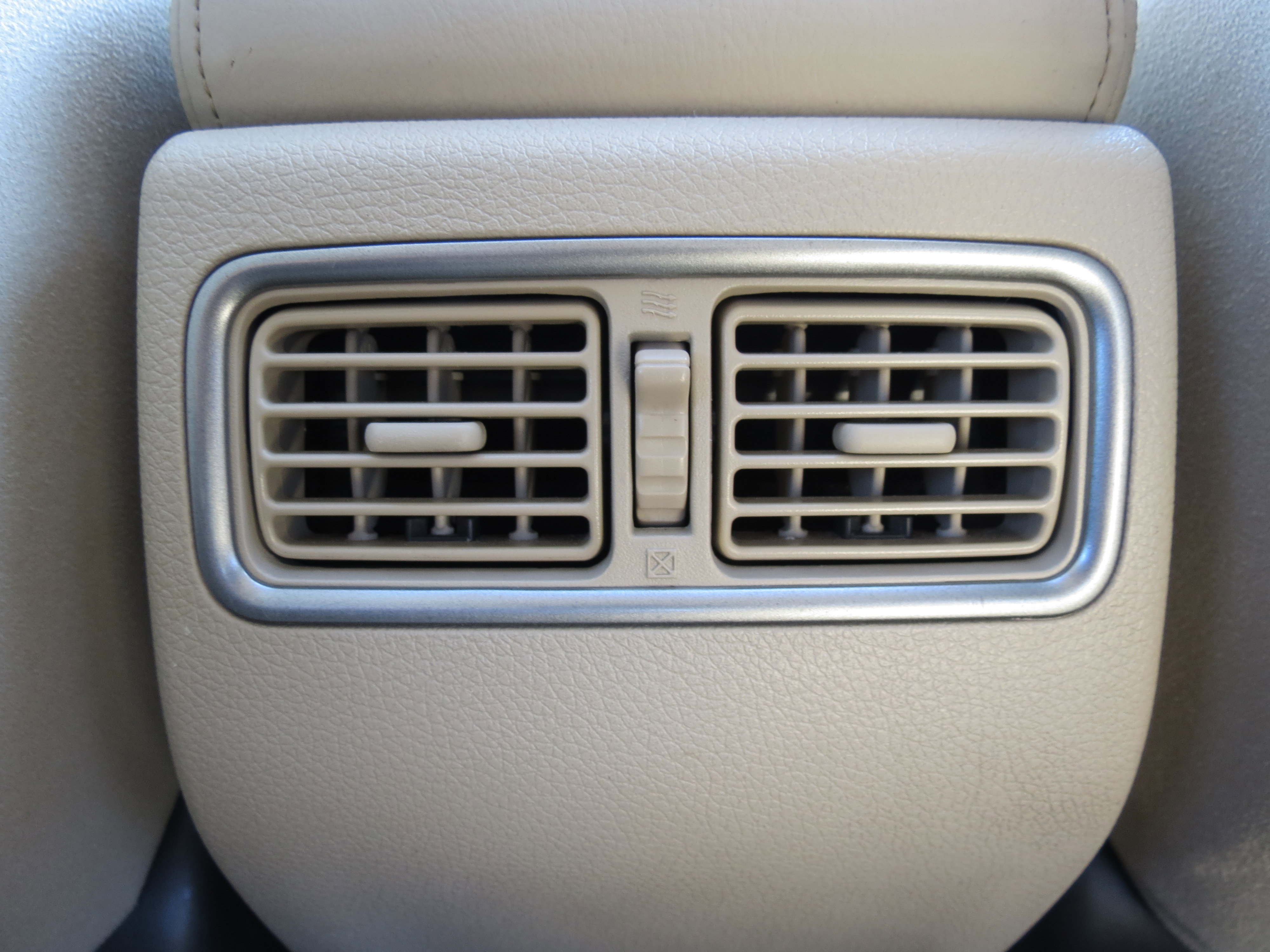 Used 2015 Nissan Altima 2.5 SV w/ Convenience Package image 33