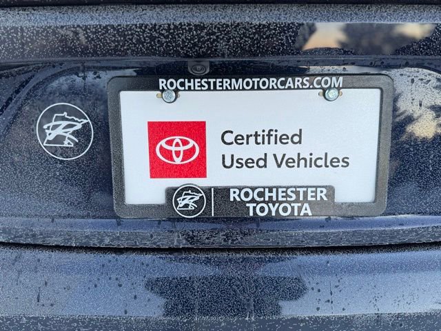 Used 2021 Toyota Corolla LE w/ Carpet Mat Package (TMS) image 40