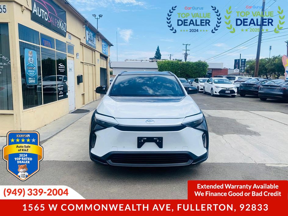 Used 2023 Toyota bZ4X XLE image 9