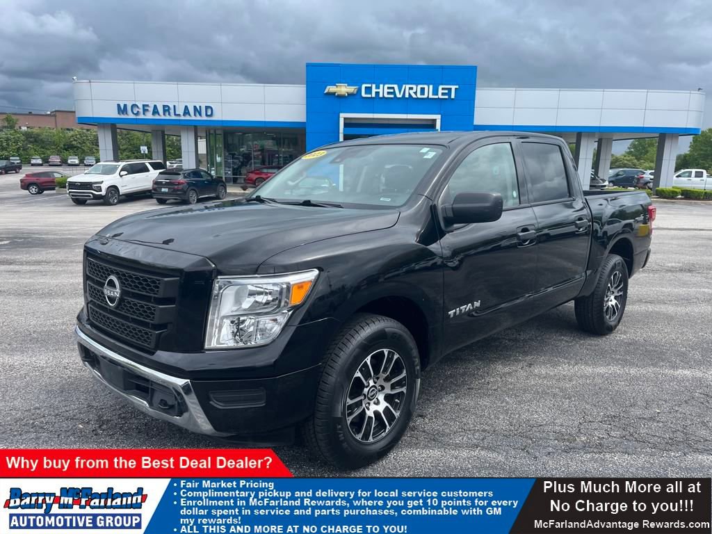 Used 2023 Nissan Titan SV image 1
