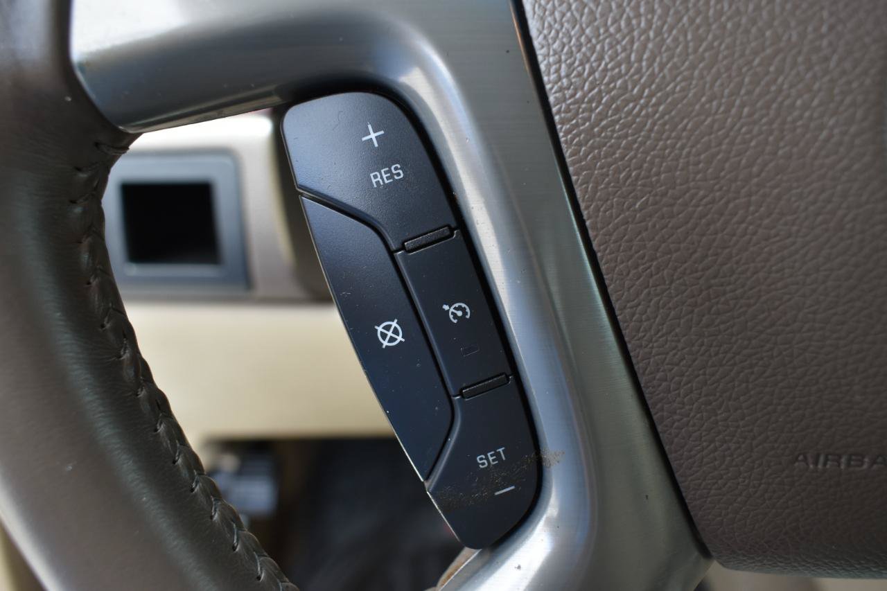 Used 2013 Chevrolet Avalanche LS RWD image 15