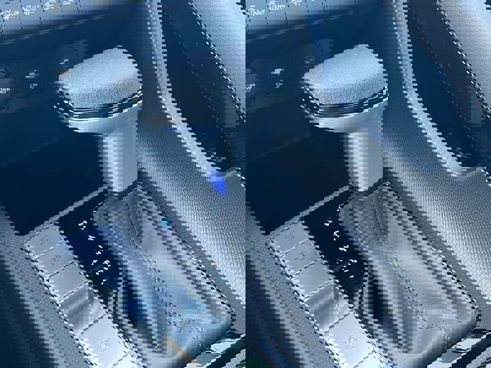 Certified 2026 Hyundai Elantra Blue w/ Cargo Package image 21