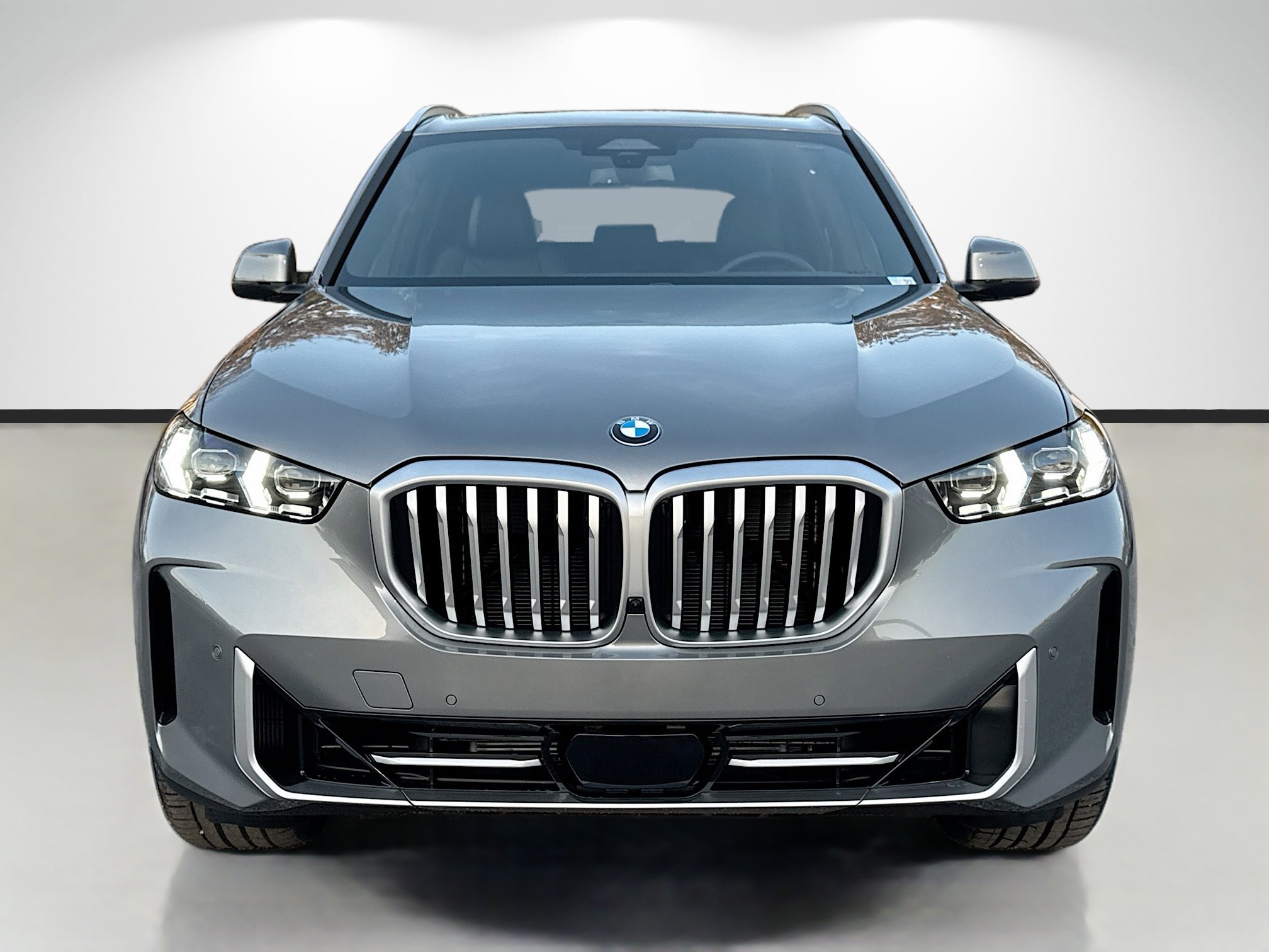 New 2026 BMW X5 sDrive40i w/ Parking Assistance Package image 8