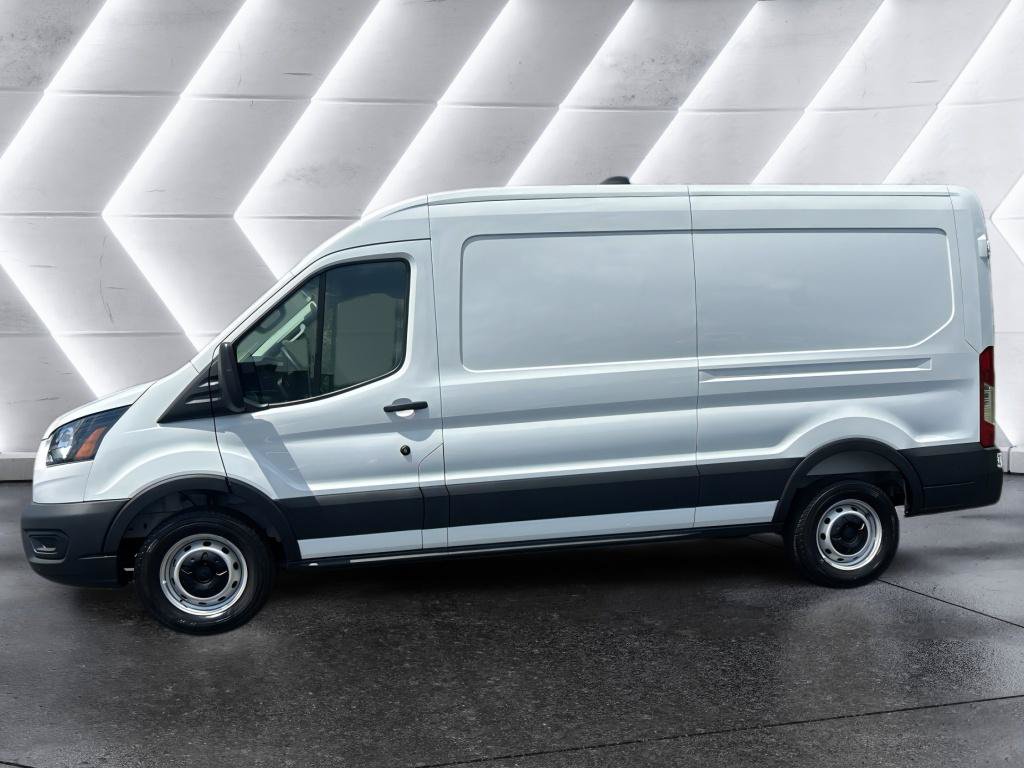 New 2026 Ford Transit 250 148 Medium Roof w/ Load Area Protection Package RWD image 4